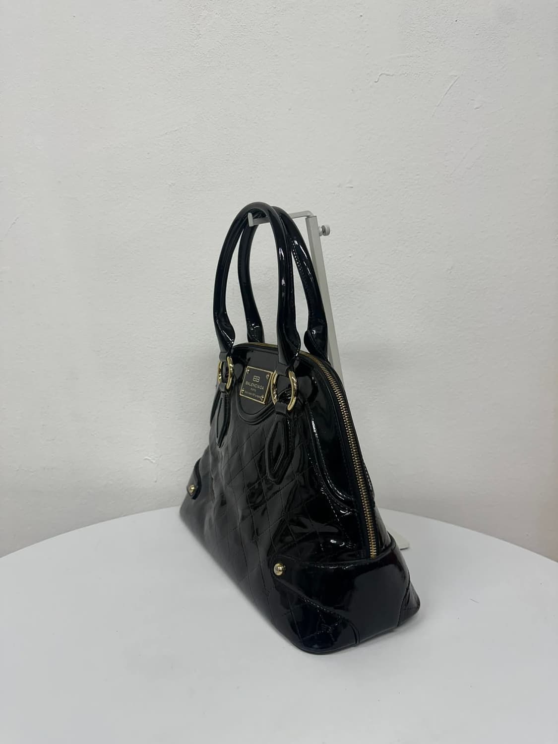 발렌시아가 금장 토트백 에나멜 종가방 상품이미지3