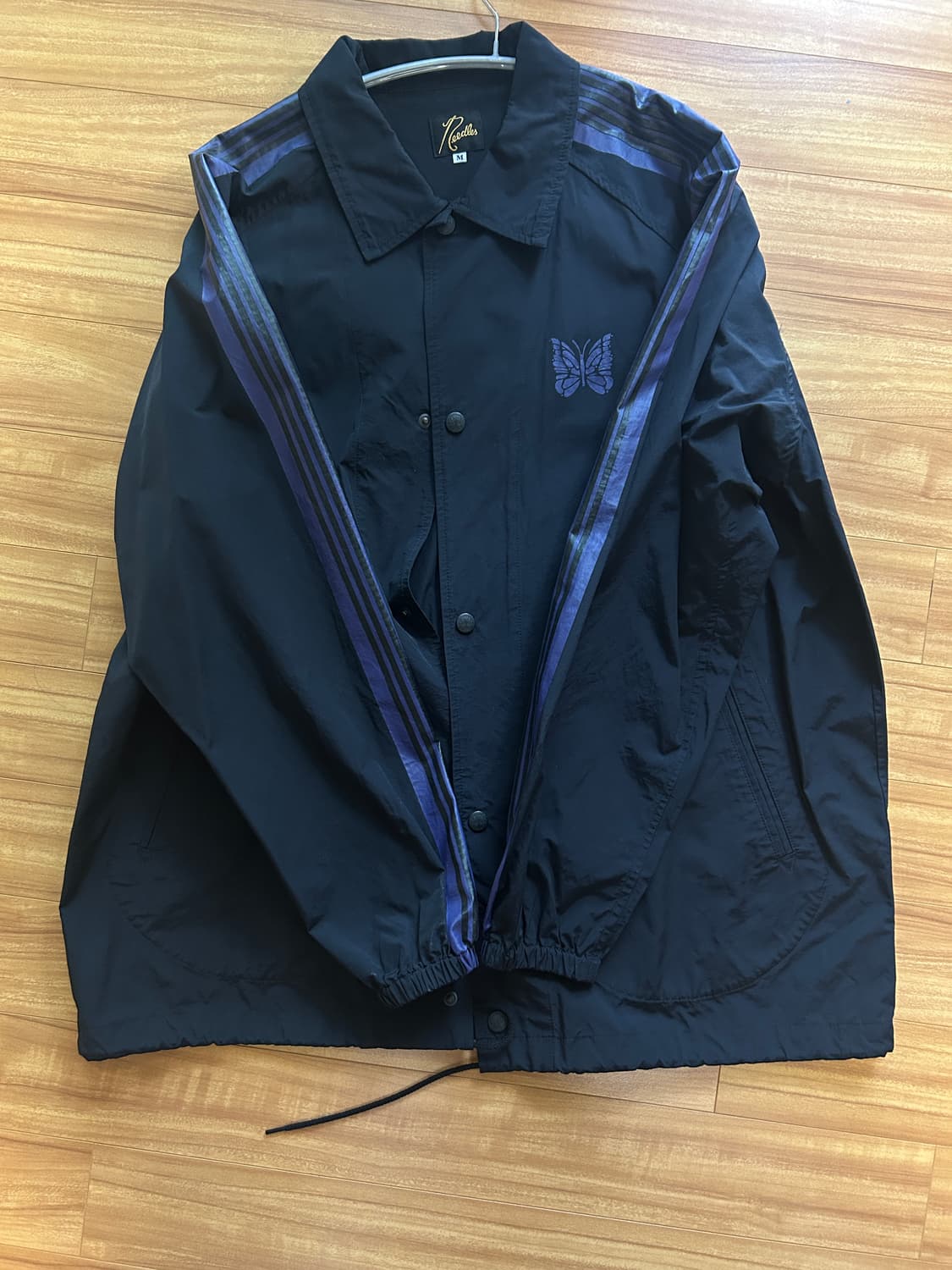 니들스 나일론 블랙 코치자켓 상품이미지1