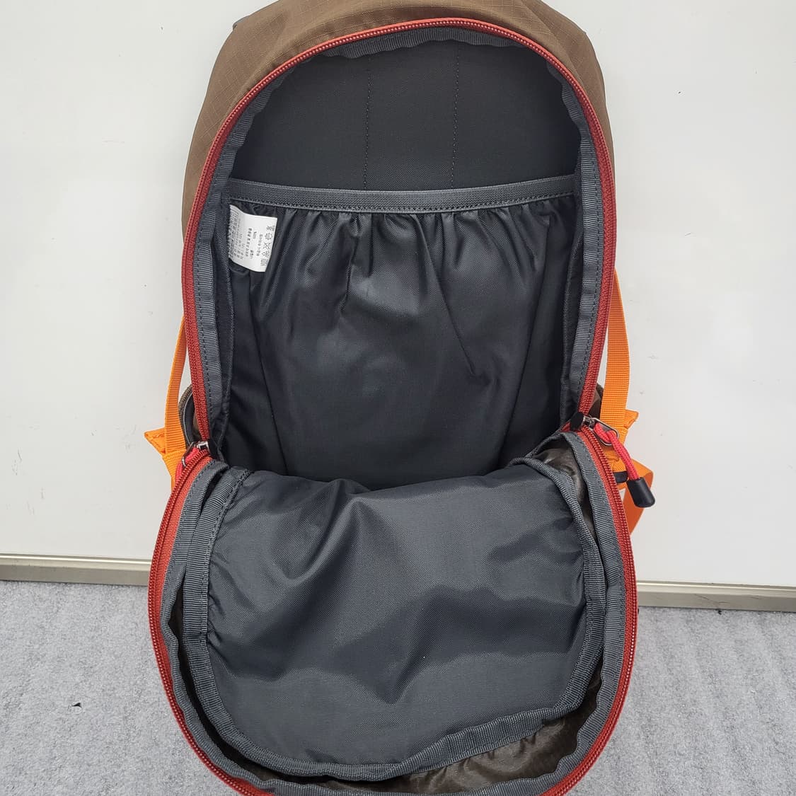 상태좋은 레드페이스 NOVA 12L 등산 백팩 상품이미지8