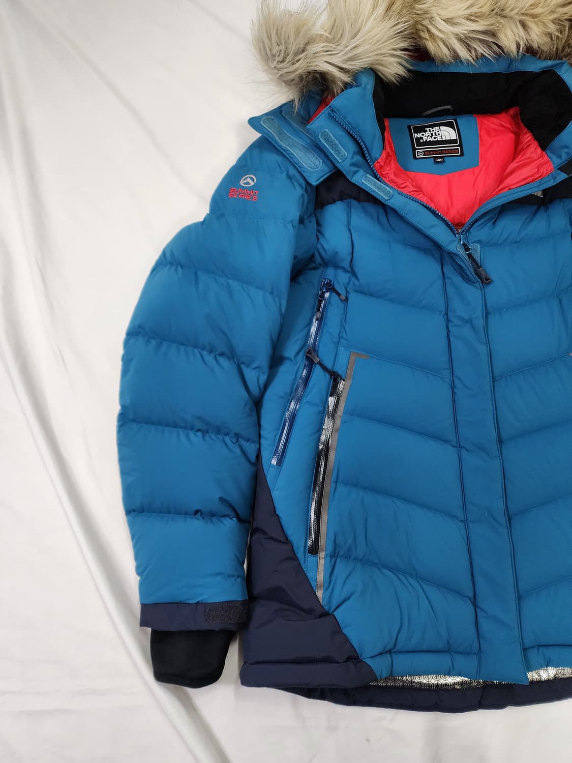 노스페이스 우먼 콘코디아 하이벤트 구스다운 패딩 상품이미지3