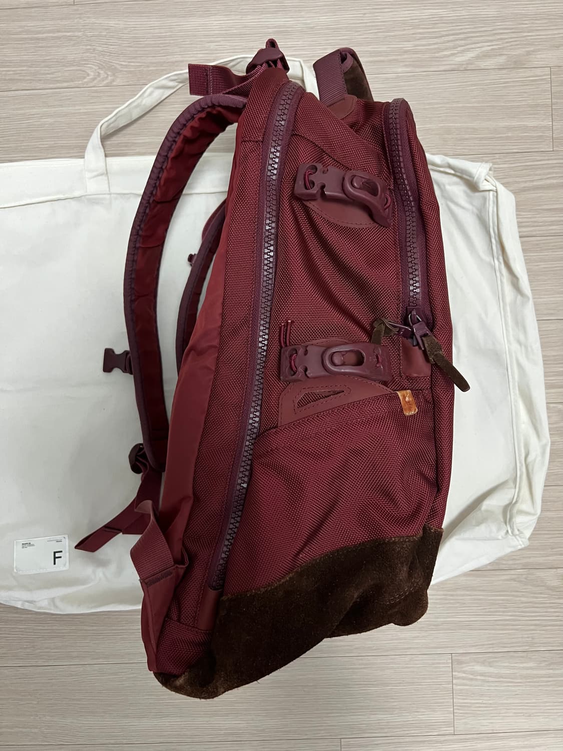 비즈빔 발리스틱 버건디 백팩 20L 상품이미지3