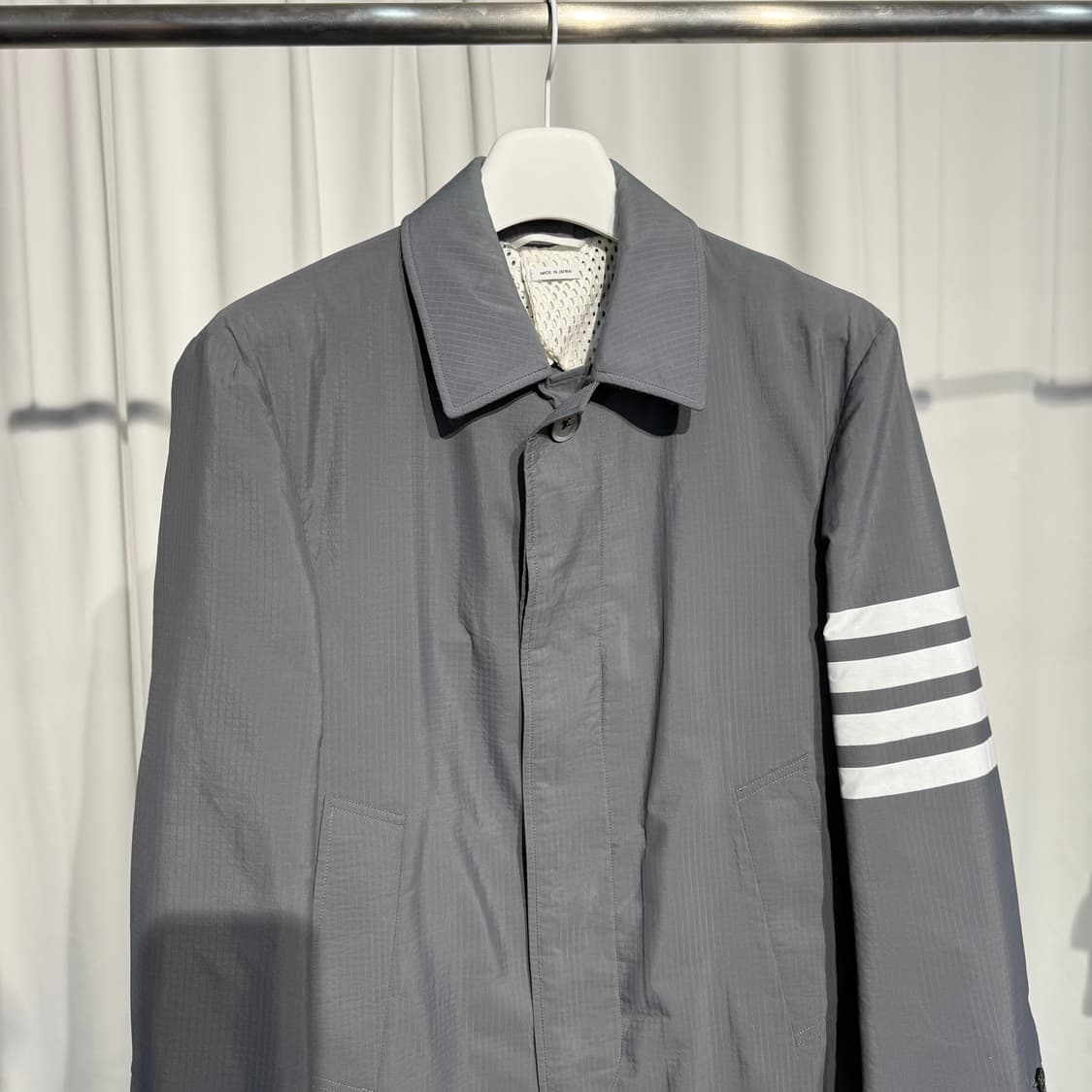 (100) 톰브라운 립스탑 4BAR 사선완장 코트 상품이미지2