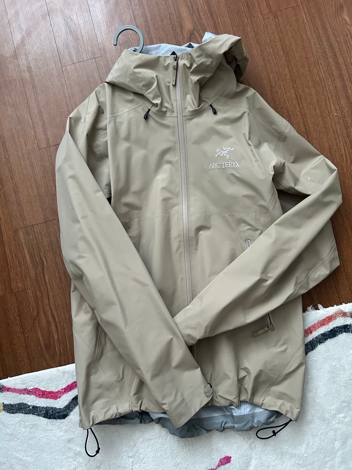 아크테릭스 베타 LT 스모크블러프 L 상품이미지1