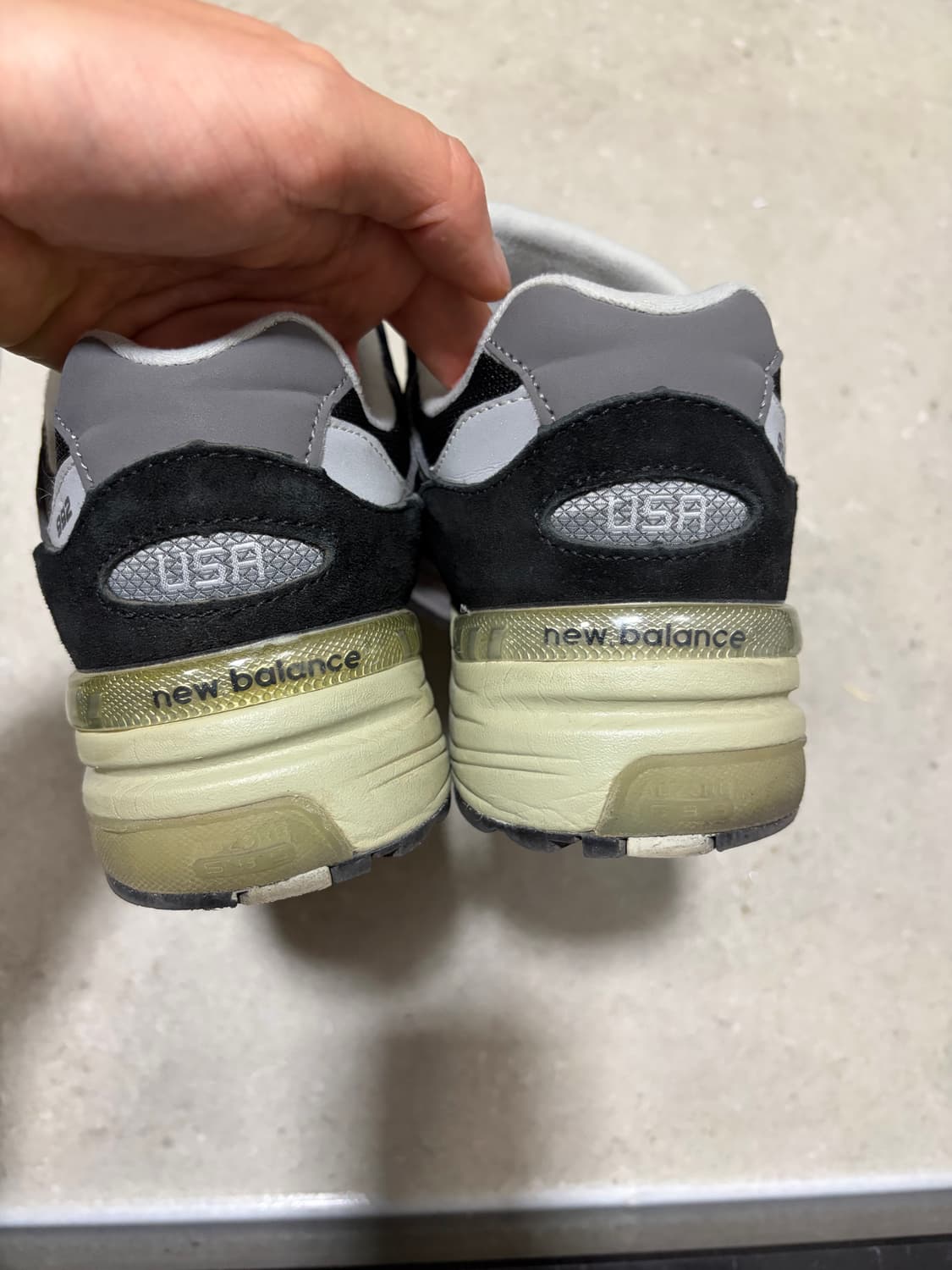 뉴발란스 992 블랙 상품이미지3