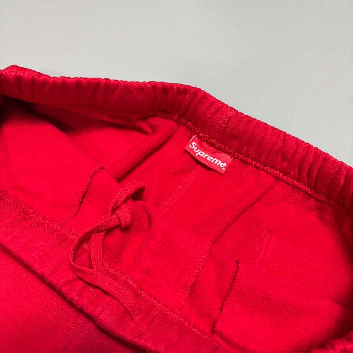 슈프림(SUPREME) 21ss week11 레드 유틸리티 스웨트 팬츠 상품이미지5