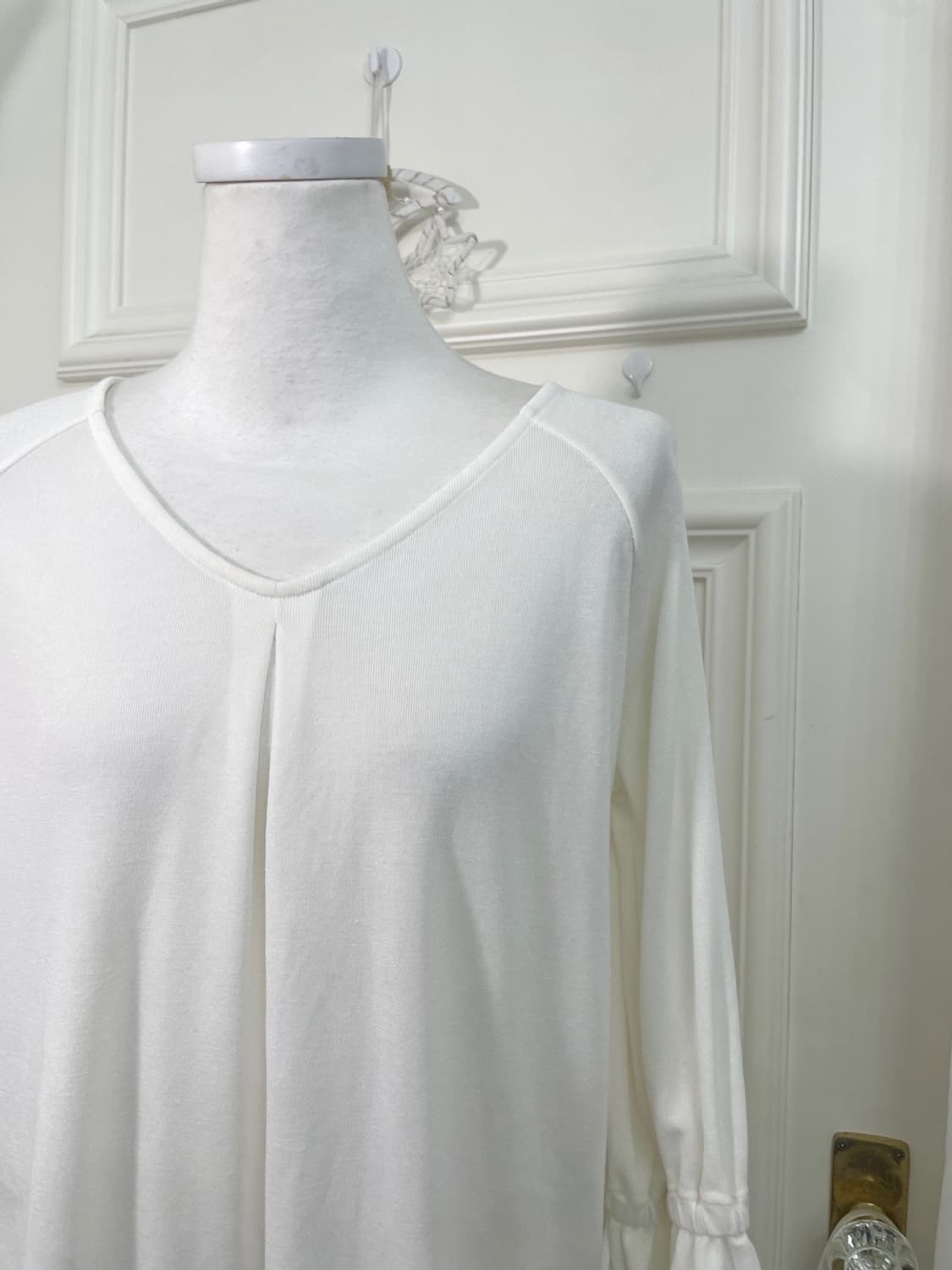 ivory pleats point sleeve shirring top 상품이미지7