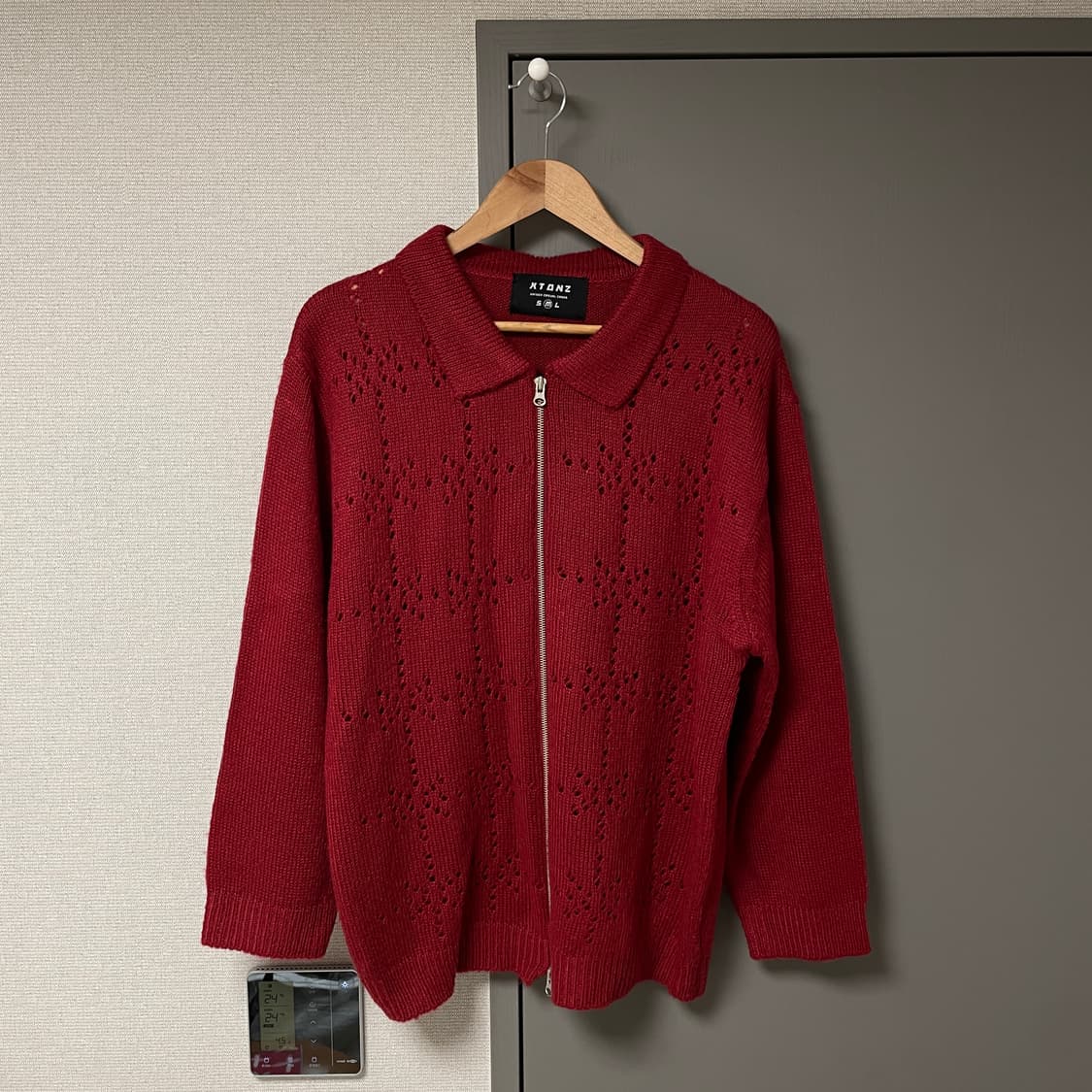 엑스톤즈 XTK020 펀칭 니트 집업 (BRICK) 상품이미지1