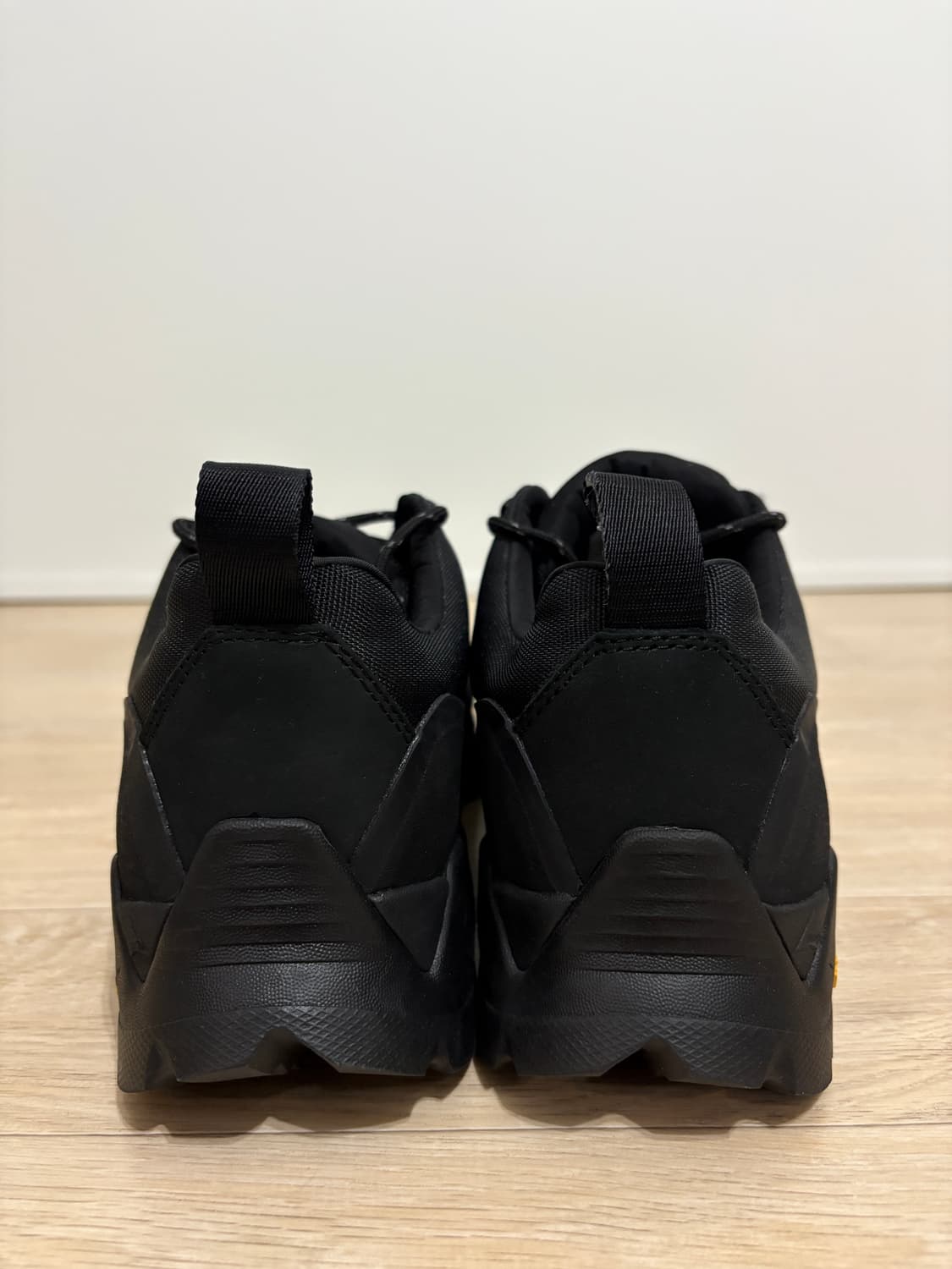 로아 ROA / 카타리나 블랙 / EU42 상품이미지3