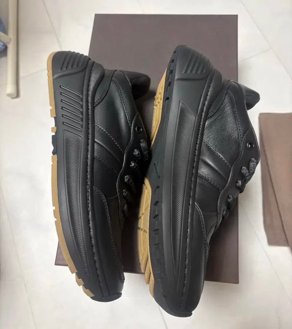 보테가베네타 스피드스터 37+ (240~245) 판매 상품이미지2