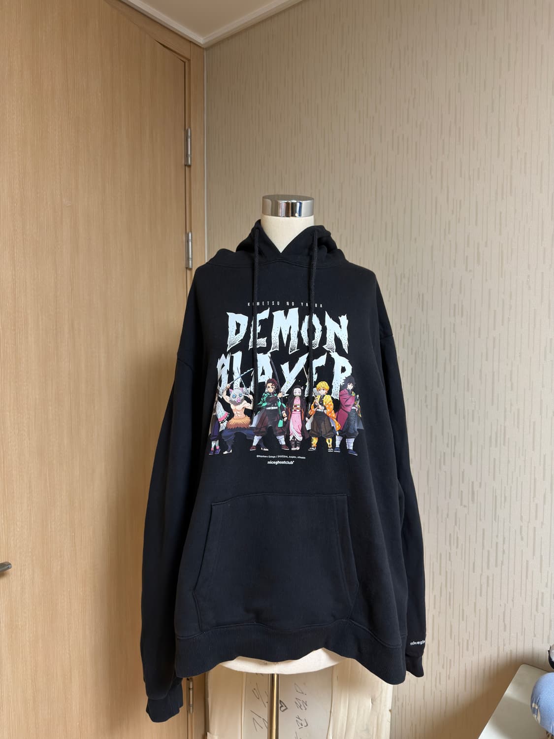 급처 귀멸의 칼날 후드 M 판매 상품이미지2