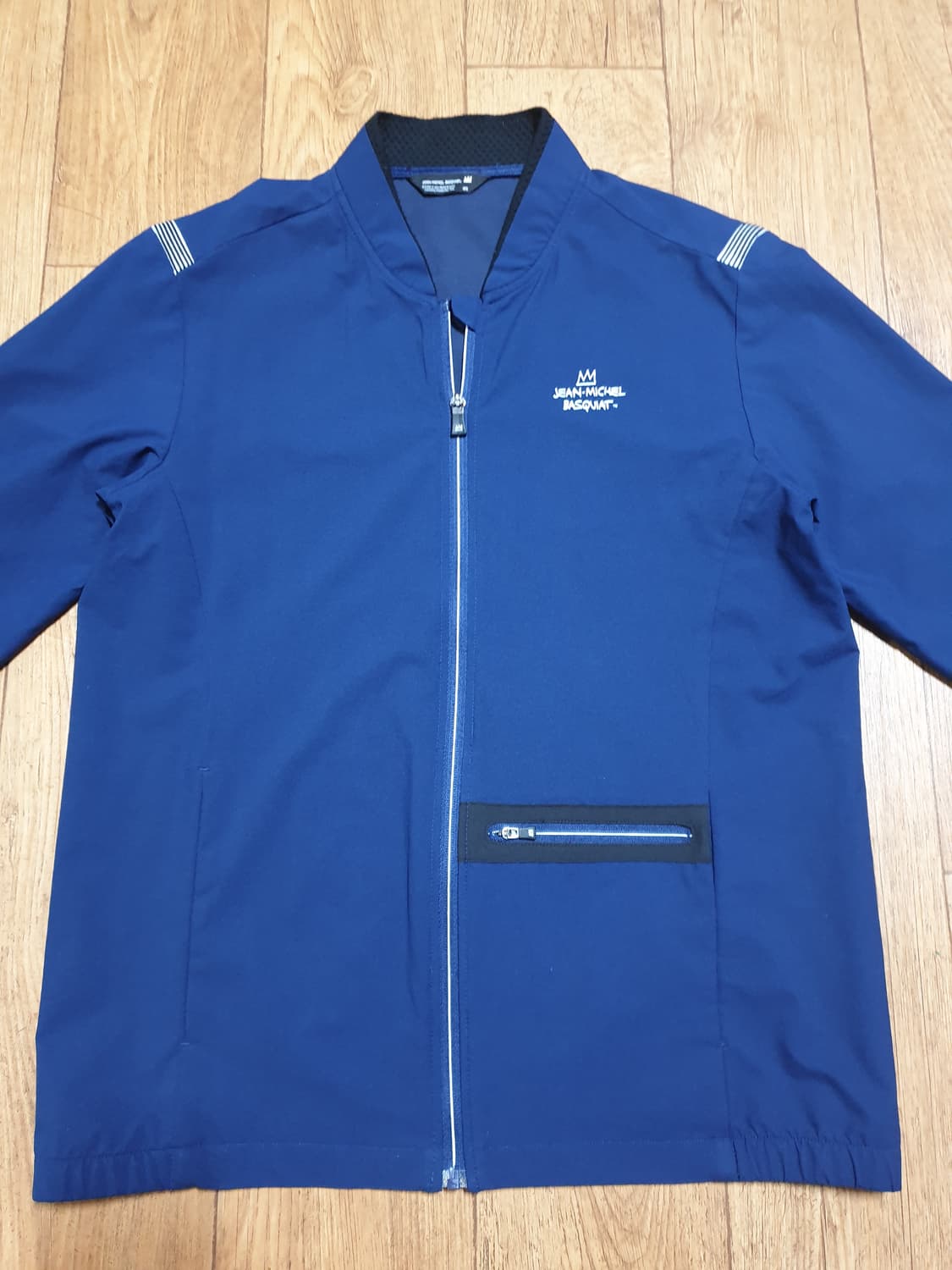 1089 장미쉘바스키아 집업 95 사이즈입니다 상품이미지1