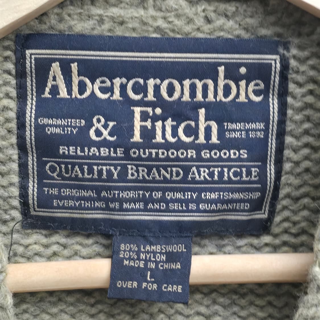 [L] 아베크롬비  패턴 니트 스웨터 카키 상품이미지4