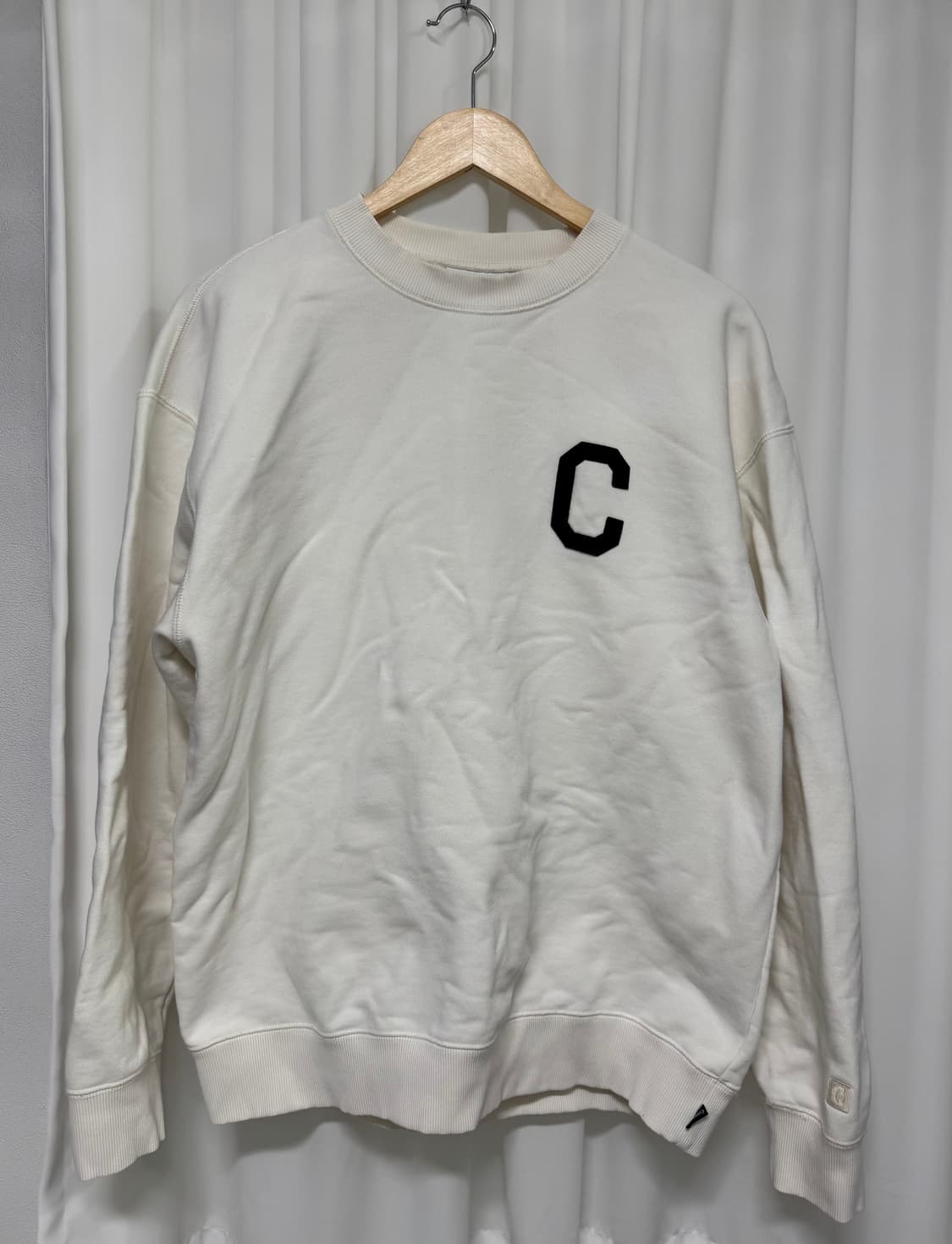 커버낫 C로고 맨투맨 L 상품이미지1