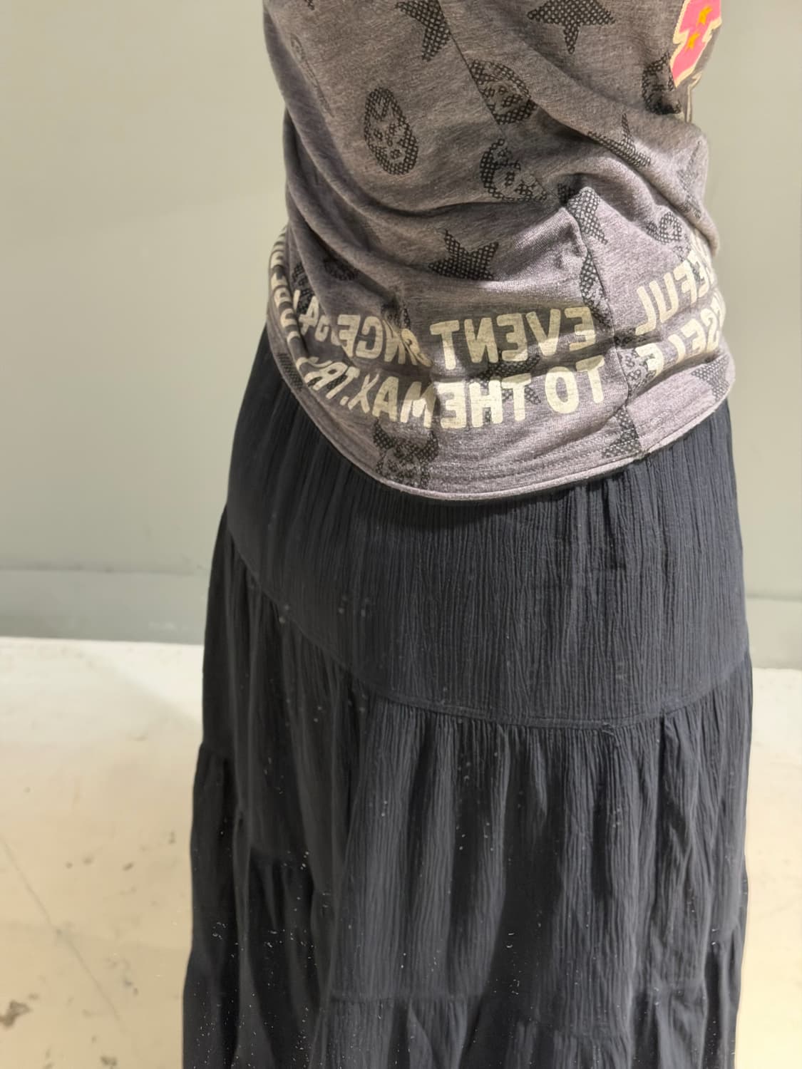 Rough mask & star pattern lettering top 상품이미지5