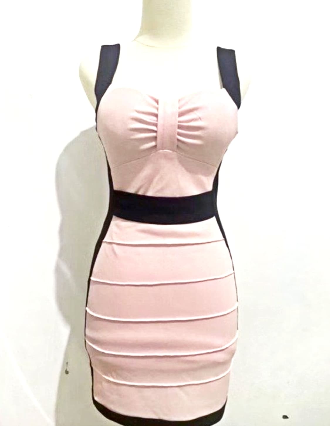 나롱쥐 블랙 핑크 배색 미니 원피스 섹시 홀복 드레스 파티 클럽룩 상품이미지1