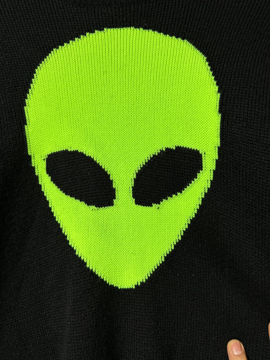 발렌시아가 에일리언 하이넥 니트 울 스웨터 상품이미지4