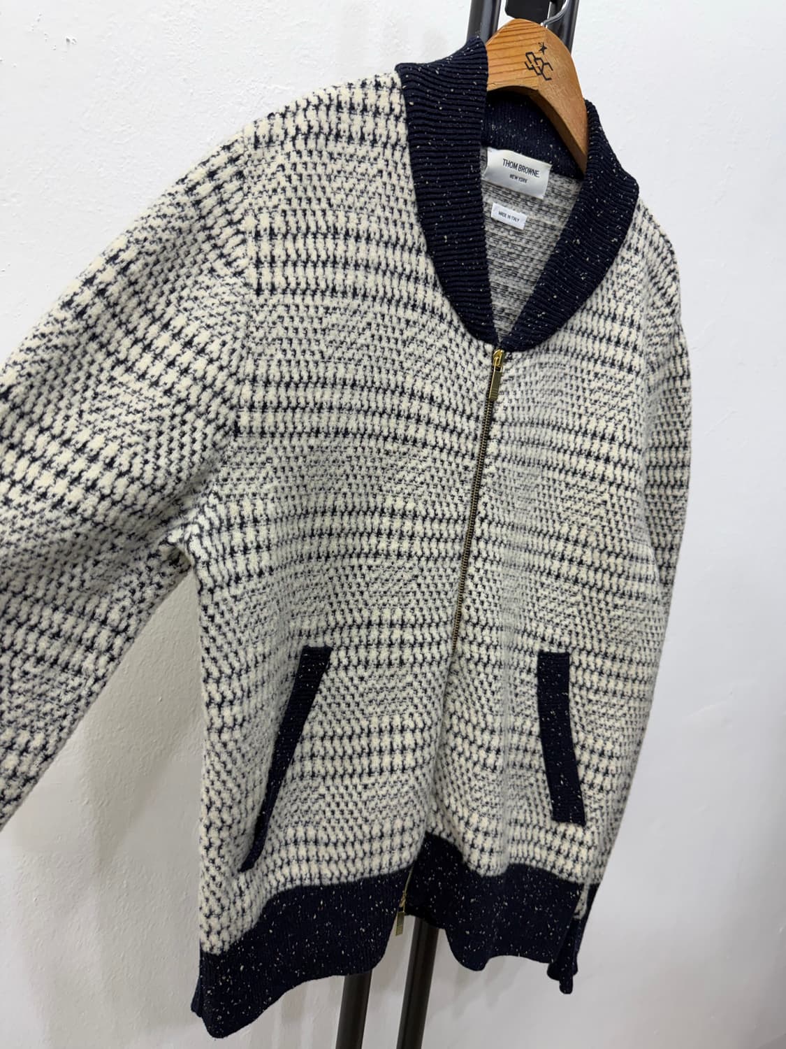 매장판정품) 톰브라운 남성 체크 니트 집업 자켓 2  상품이미지2