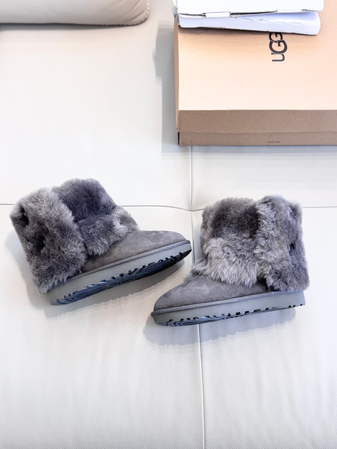 (새제품) UGG 어그 투웨이 양털 부츠 상품이미지2