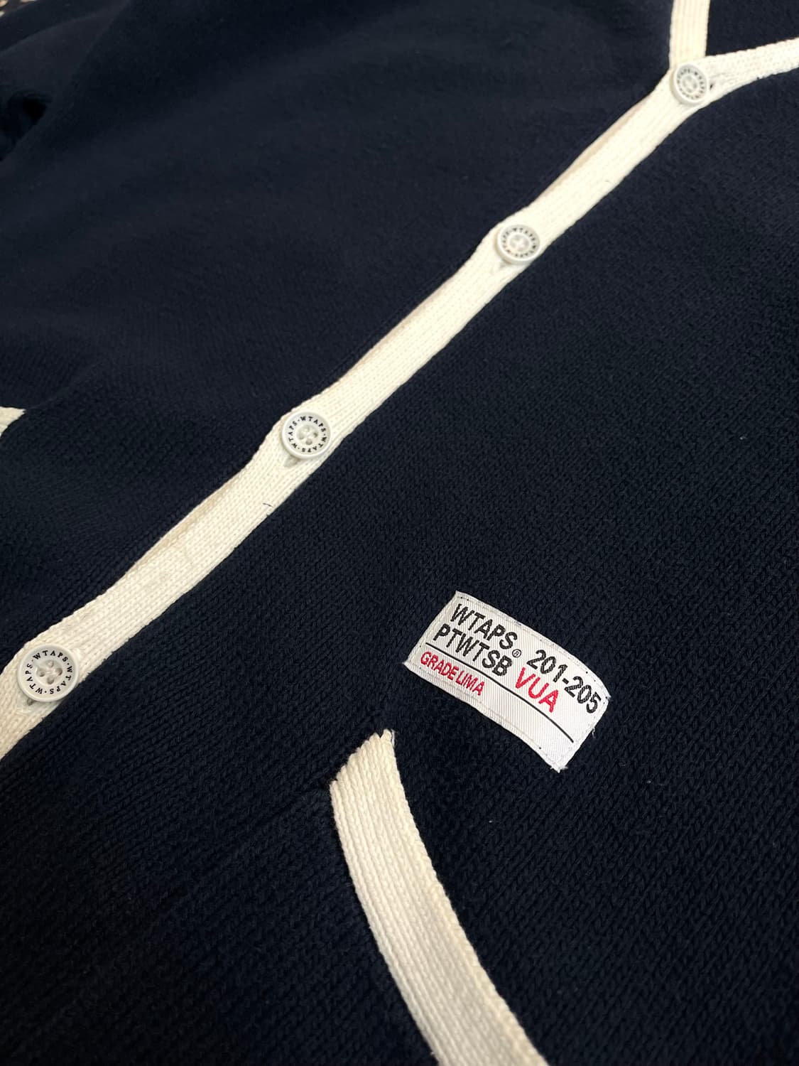 더블탭스 파이핑 가디건 상품이미지2