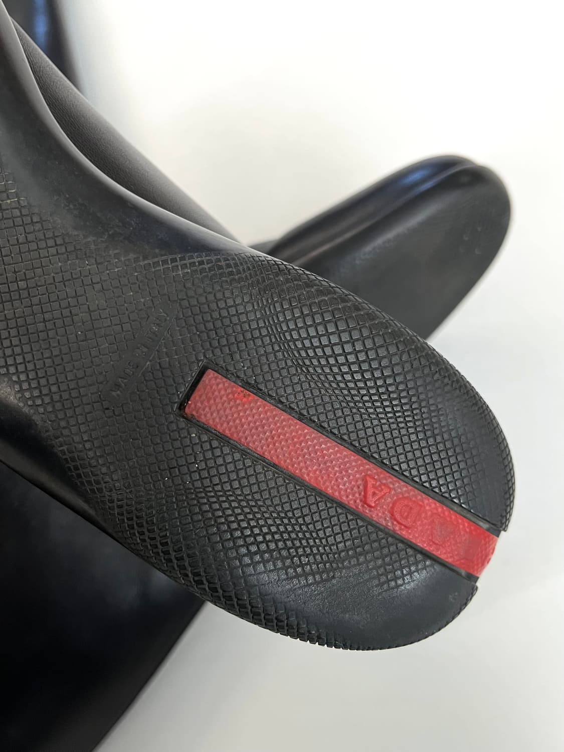 프라다 스포츠 레더 모터 부츠 상품이미지10