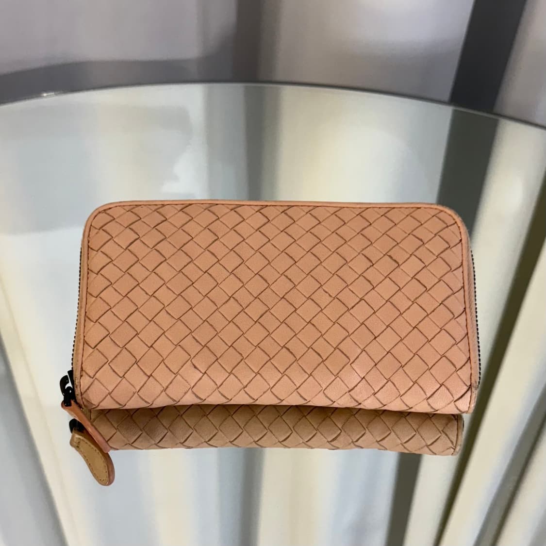 보테가베네타 인트레치아토 지퍼돌이 장지갑 상품이미지4