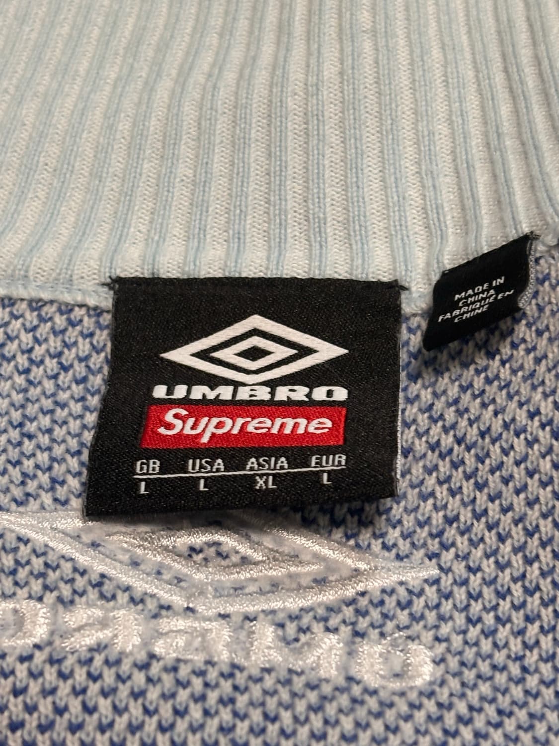 슈프림 x 엄브로 집업 스웨터 라이트 블루  상품이미지3