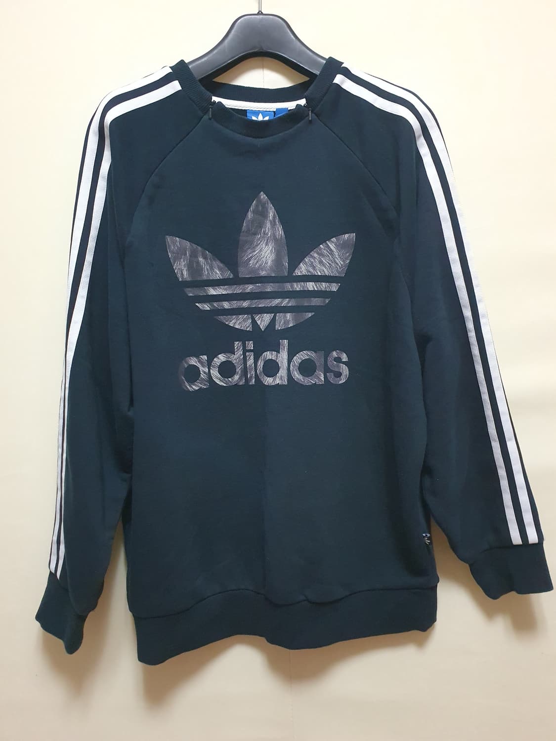 아디다스맨투맨100 세인트모리츠 집 티셔츠 상품이미지1