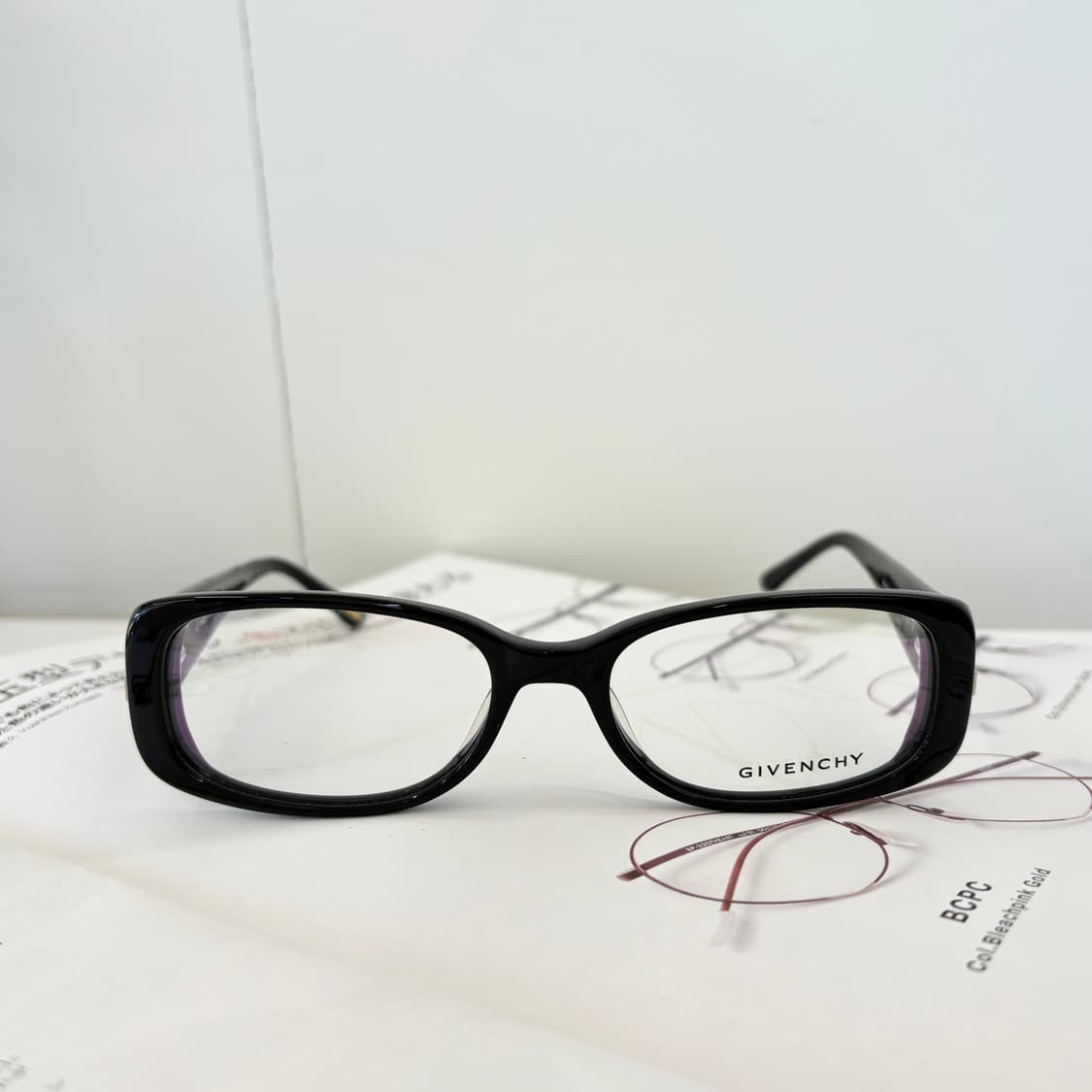 지방시 뿔테 안경 상품이미지1