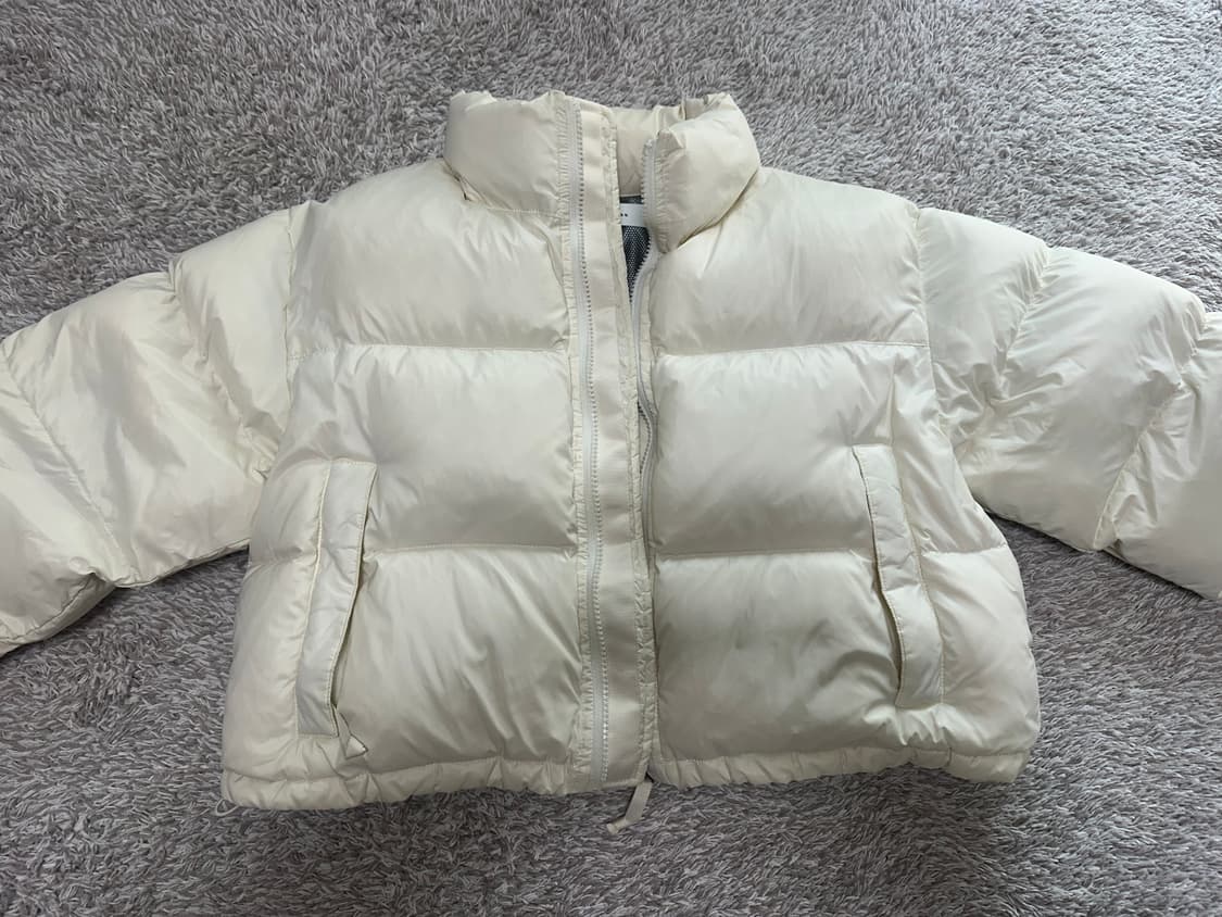 블랙업 로알린 세미크롭 숏패딩 아이보리 상품이미지4