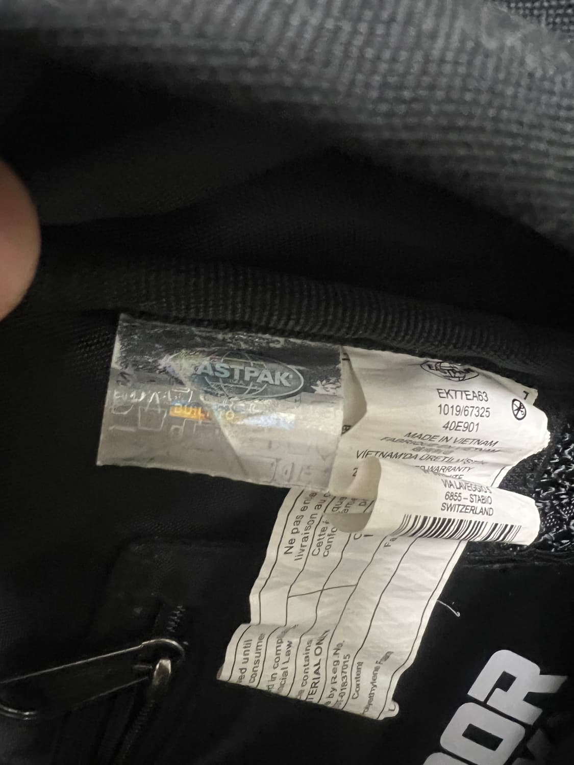 아더에러 이스트팩 슬링백 상품이미지4