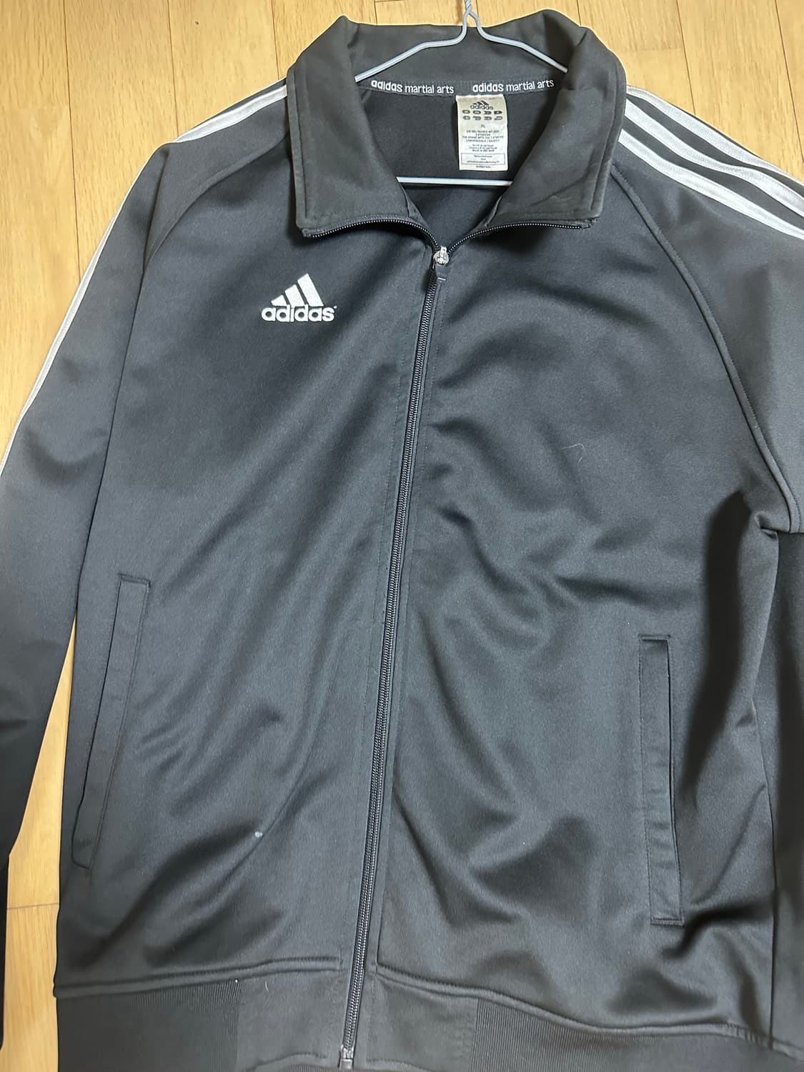 검정색 아디다스 져지 상품이미지1