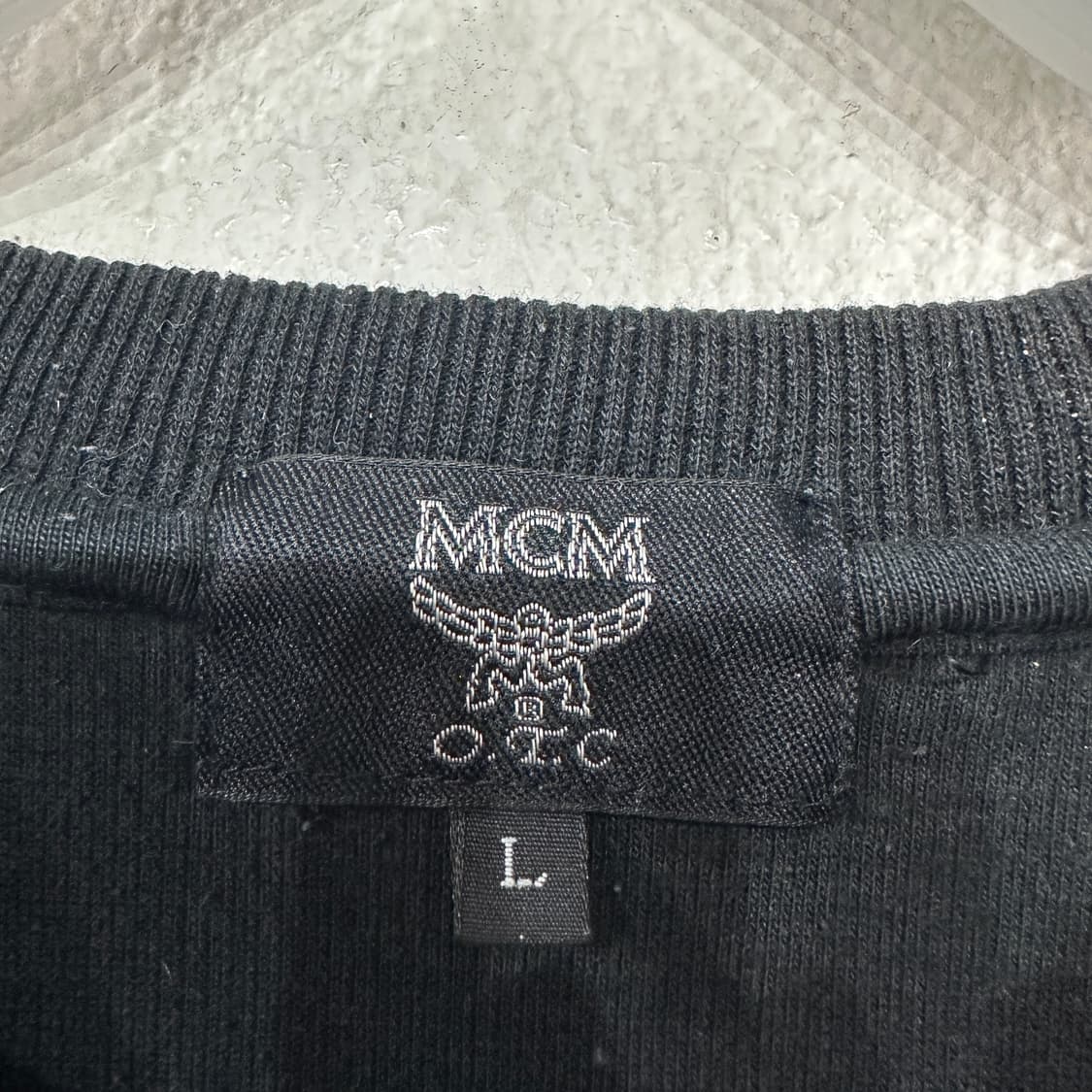 MCM 엠씨엠 빅로고 니트 L 상품이미지3