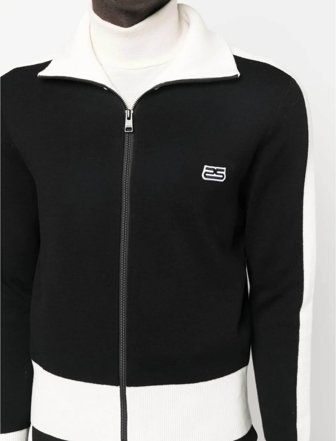 산드로 옴므 로고 집업 스웨터 (M, 새상품) 상품이미지10