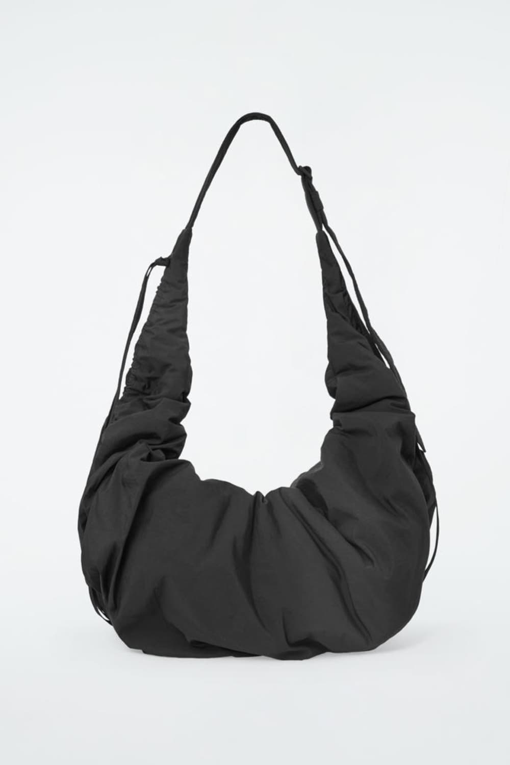 COS 캐노피 오버사이즈 크로스백 블랙 상품이미지1