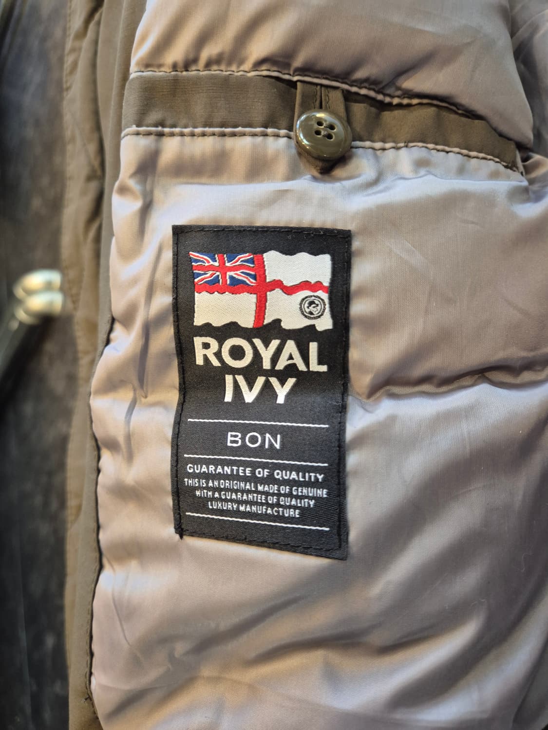 BON whitecabinet 카키색 야상 패딩점퍼-100 상품이미지4