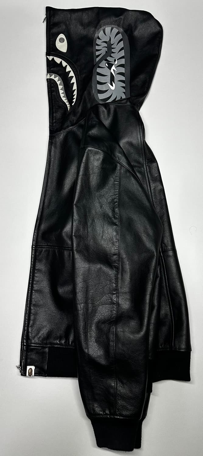 베이프 샤크 레더 블랙 후드 자켓 상품이미지2