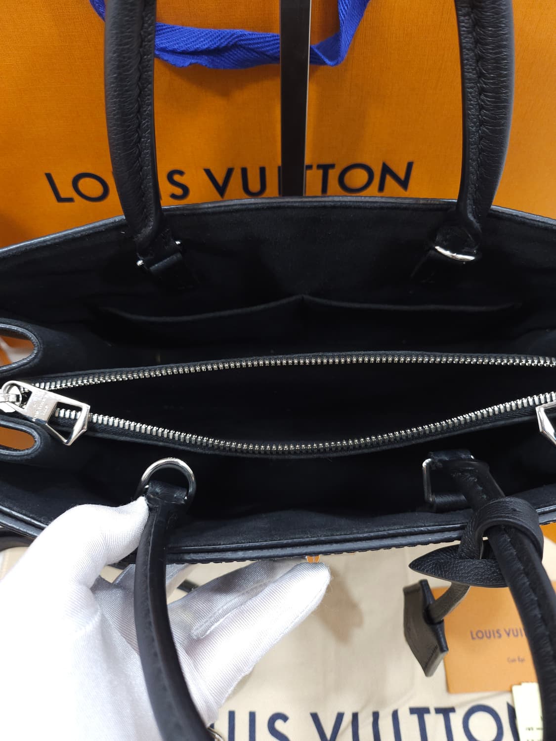 [정품] 루이비통 에삐 트위스트 토트백 M54810 상품이미지8