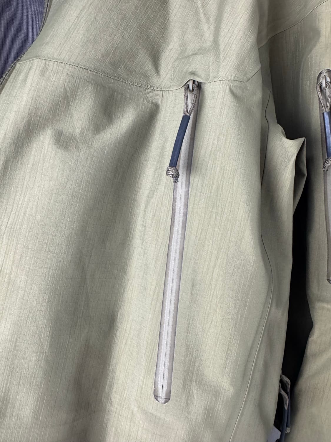 아크테릭스 리프 Arcteryx Leaf 알파 gen2 크로커다일 M 상품이미지7