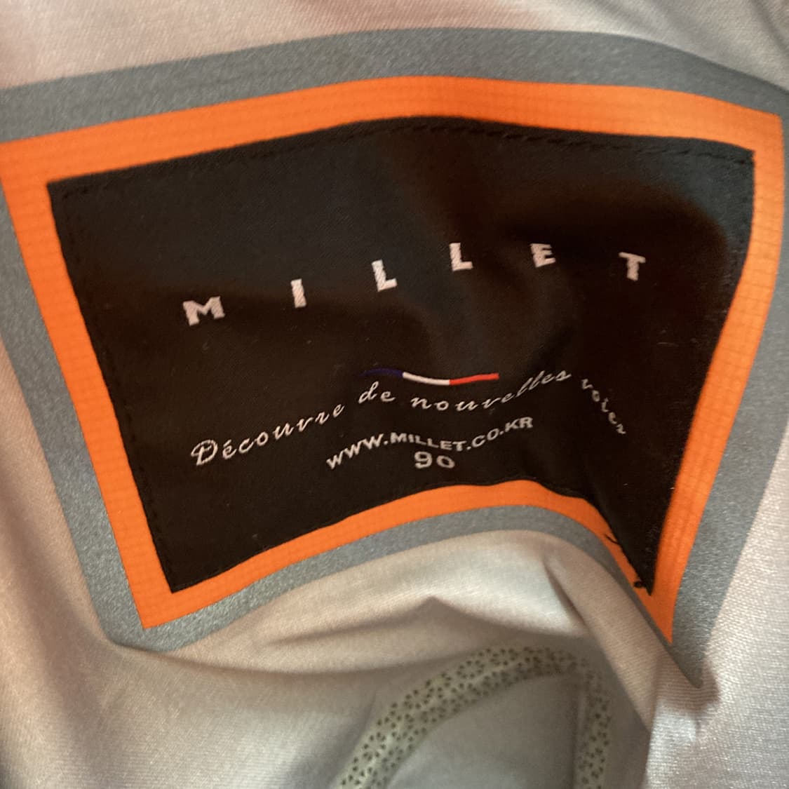 밀레 여성바람막이자켓 후드탈부착 90  상품이미지4