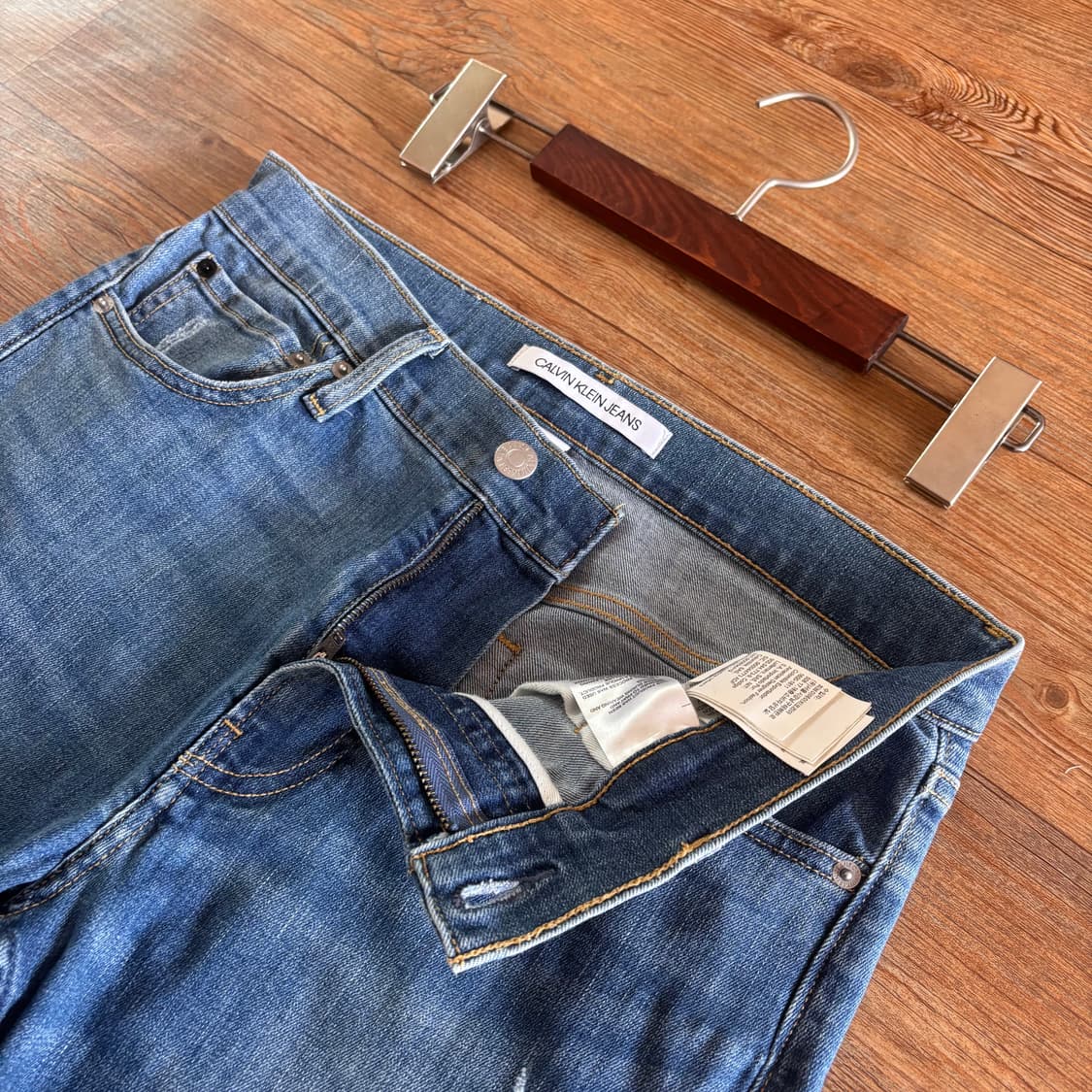28 캘빈클라인 청바지 스판 데님 슬림 실루엣 여성  상품이미지4