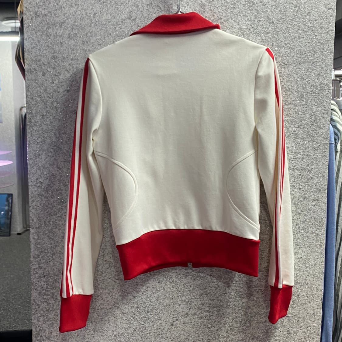 아디다스 올드스쿨 레드트랙탑 져지 B4401 상품이미지4