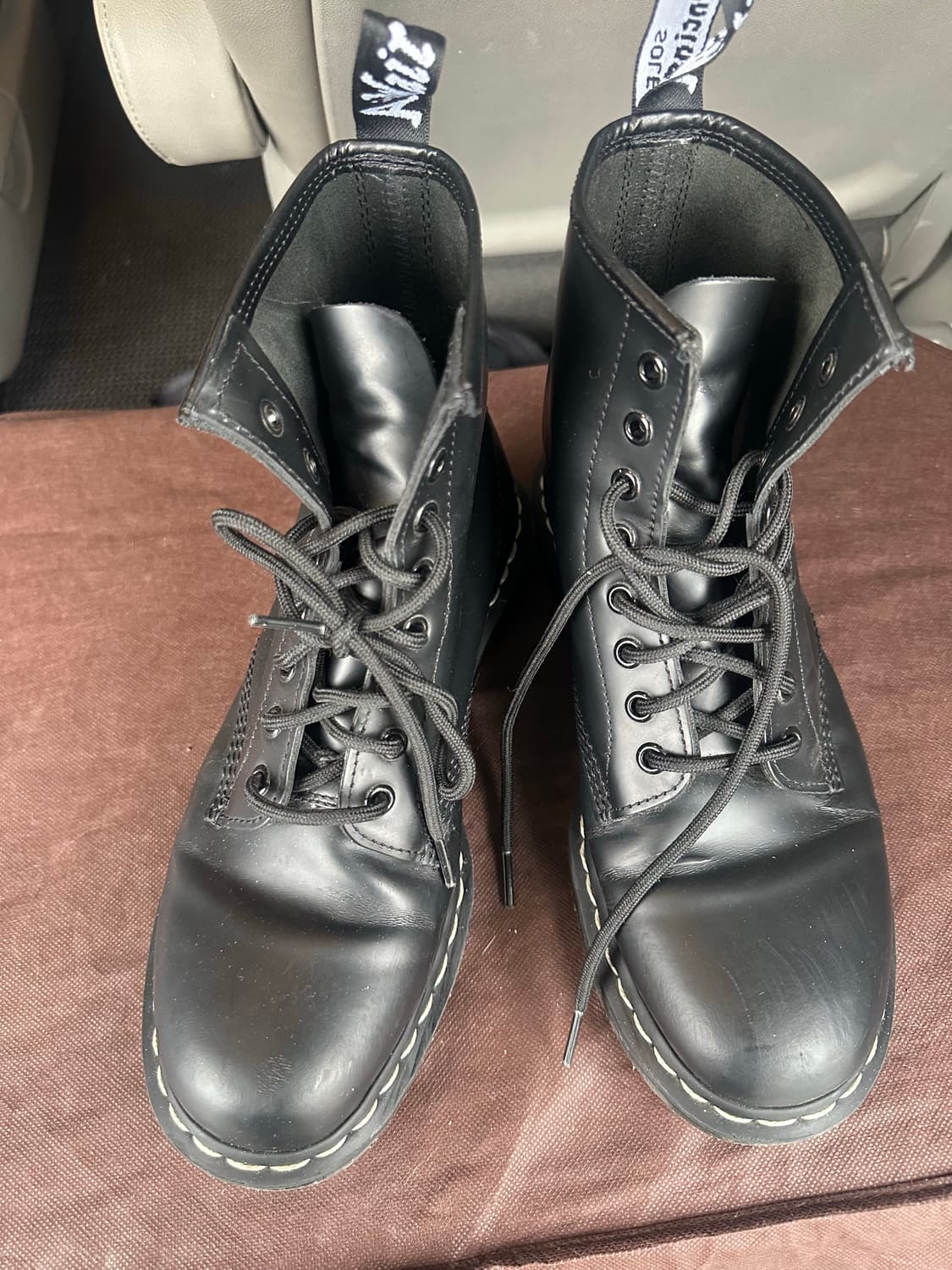 닥터마틴 블랙 화이트 스티치 부츠 270 상품이미지5