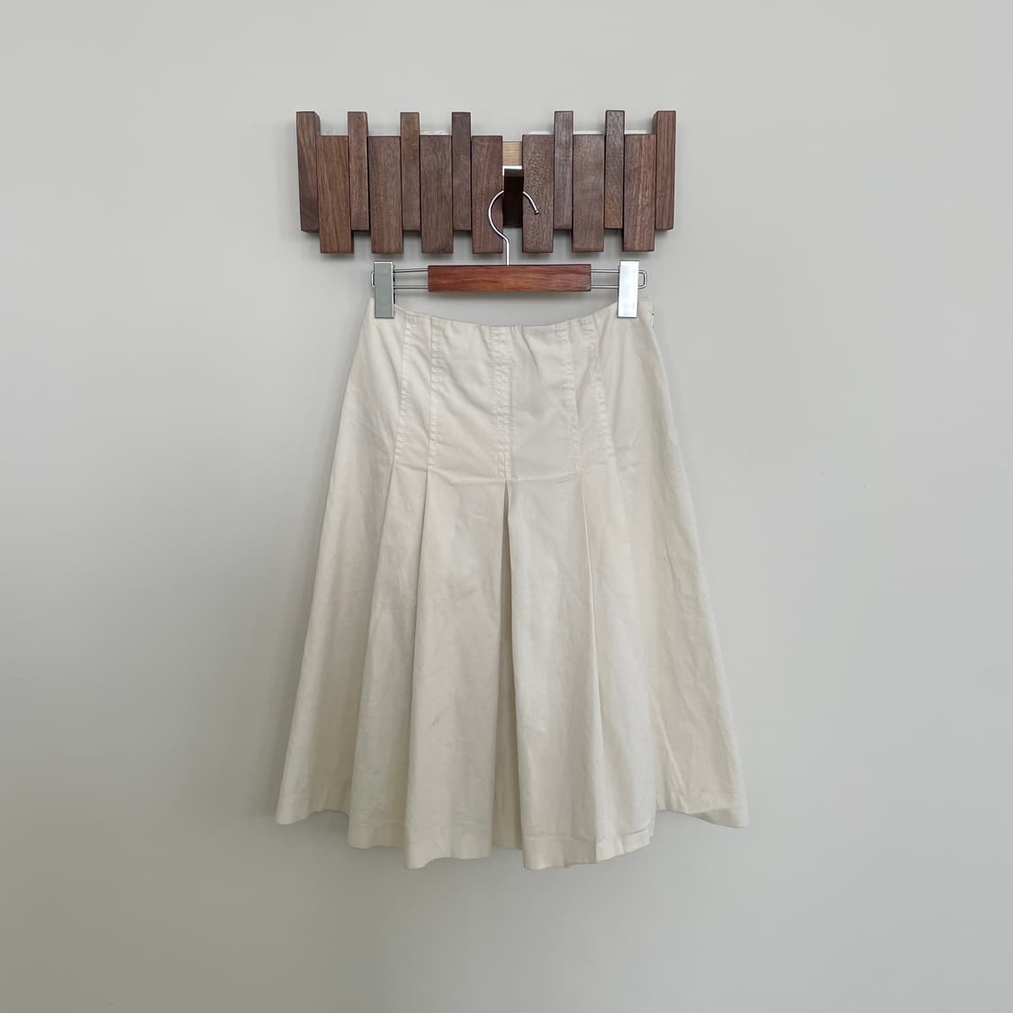 프라다 40|여성55 화이트/아이보리 플레어 스커트 상품이미지1