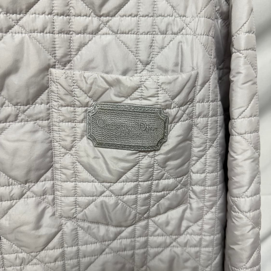 [S+급48] 디올 까나쥬 퀄팅 꾸뛰르 로고패치 셔츠 패딩자켓 상품이미지4