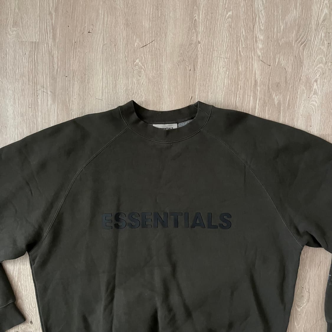 Fear of God Essentials logo sweatshirt 상품이미지2