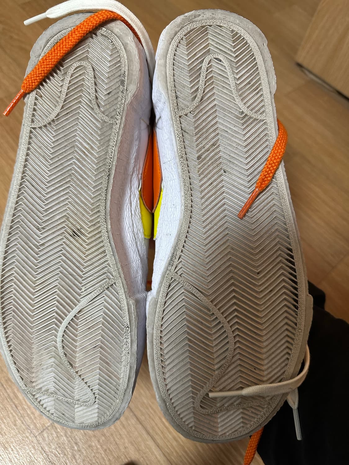 나이키 사카이 블레이저 로우 마그마 오렌지 260 상품이미지3