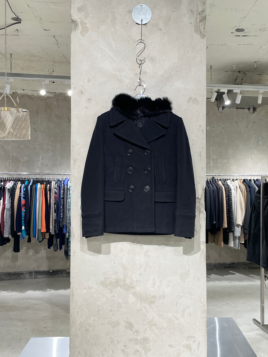 프라다 블랙 도킹 퍼 후디 알파카 울 자켓 상품이미지1