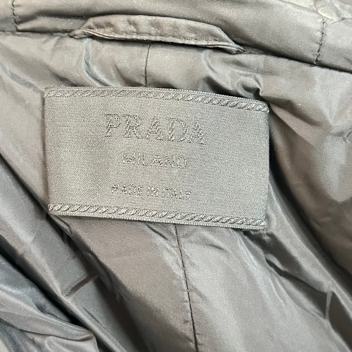 프라다 패디드 후드 울 롱코트 상품이미지8