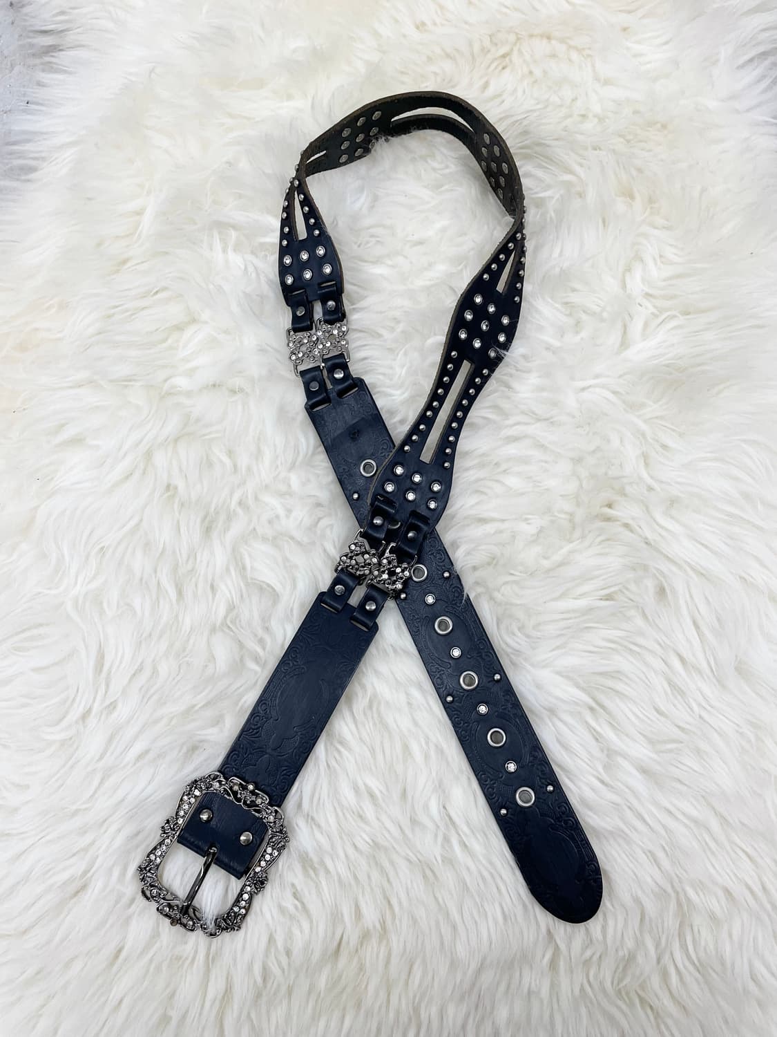 리얼레더 절개 펀칭 디테일 버클 벨트 상품이미지1