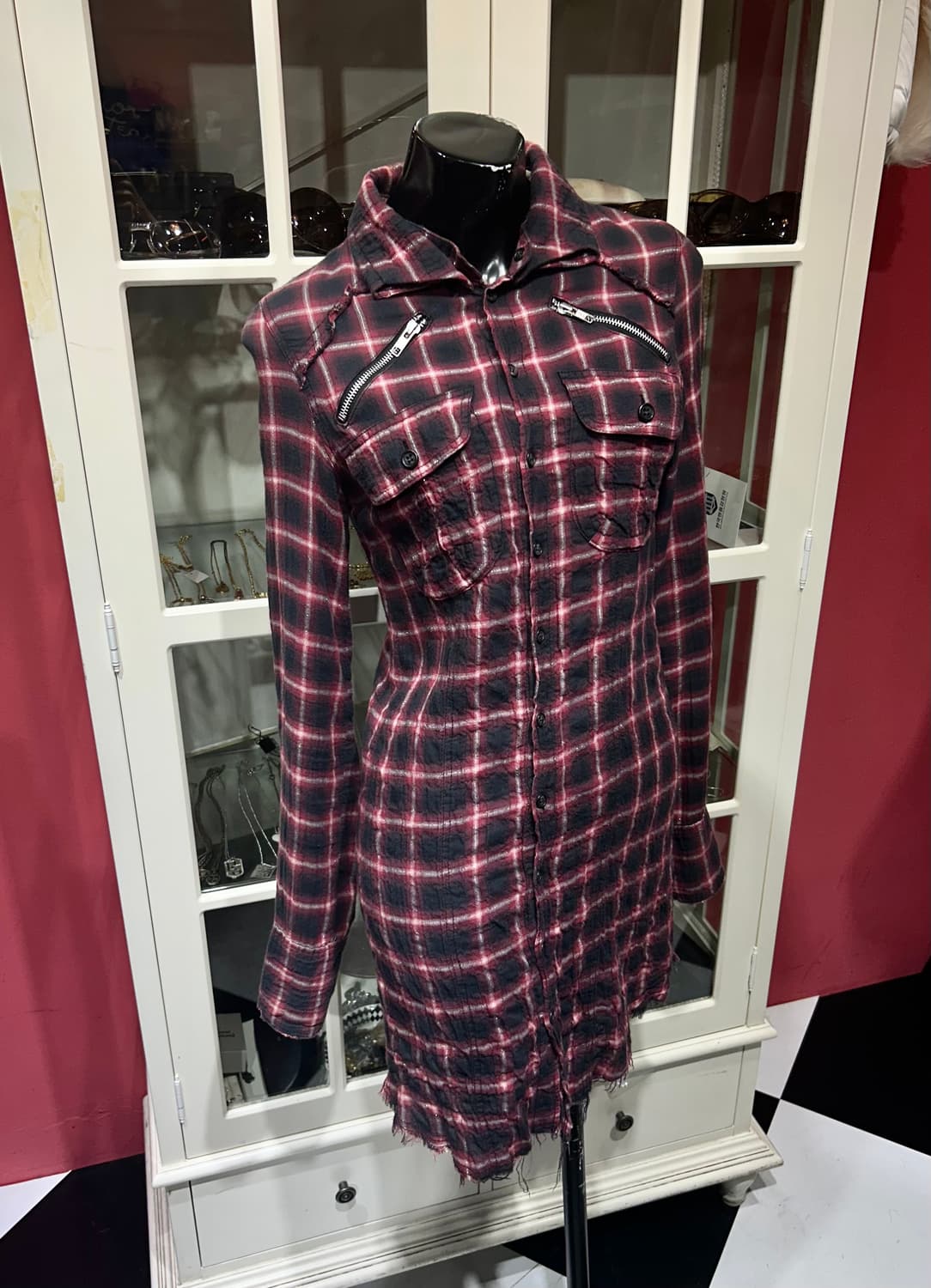 L.G.B. check shirt L.G.B. 버튼 디테일 체크 셔츠 상품이미지1